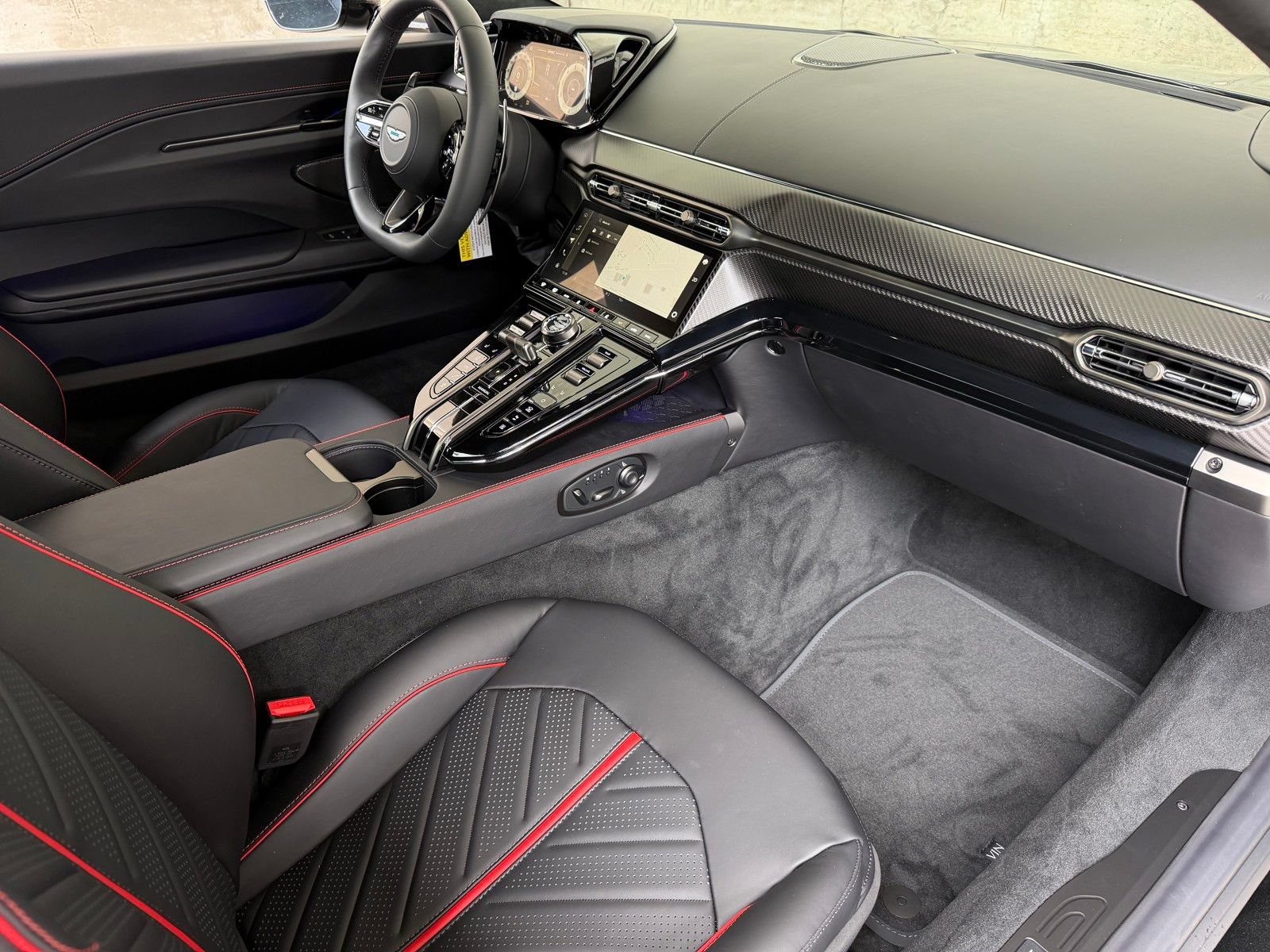 New 2026 Aston Martin V8 Vantage S RWD image 17