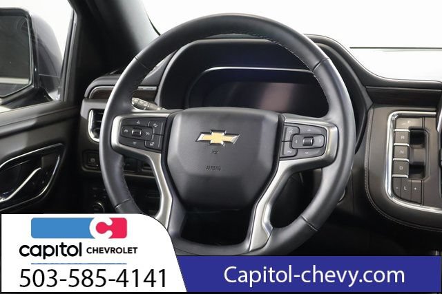 Used 2024 Chevrolet Suburban LT w/ Luxury Package AWD/4WD image 17