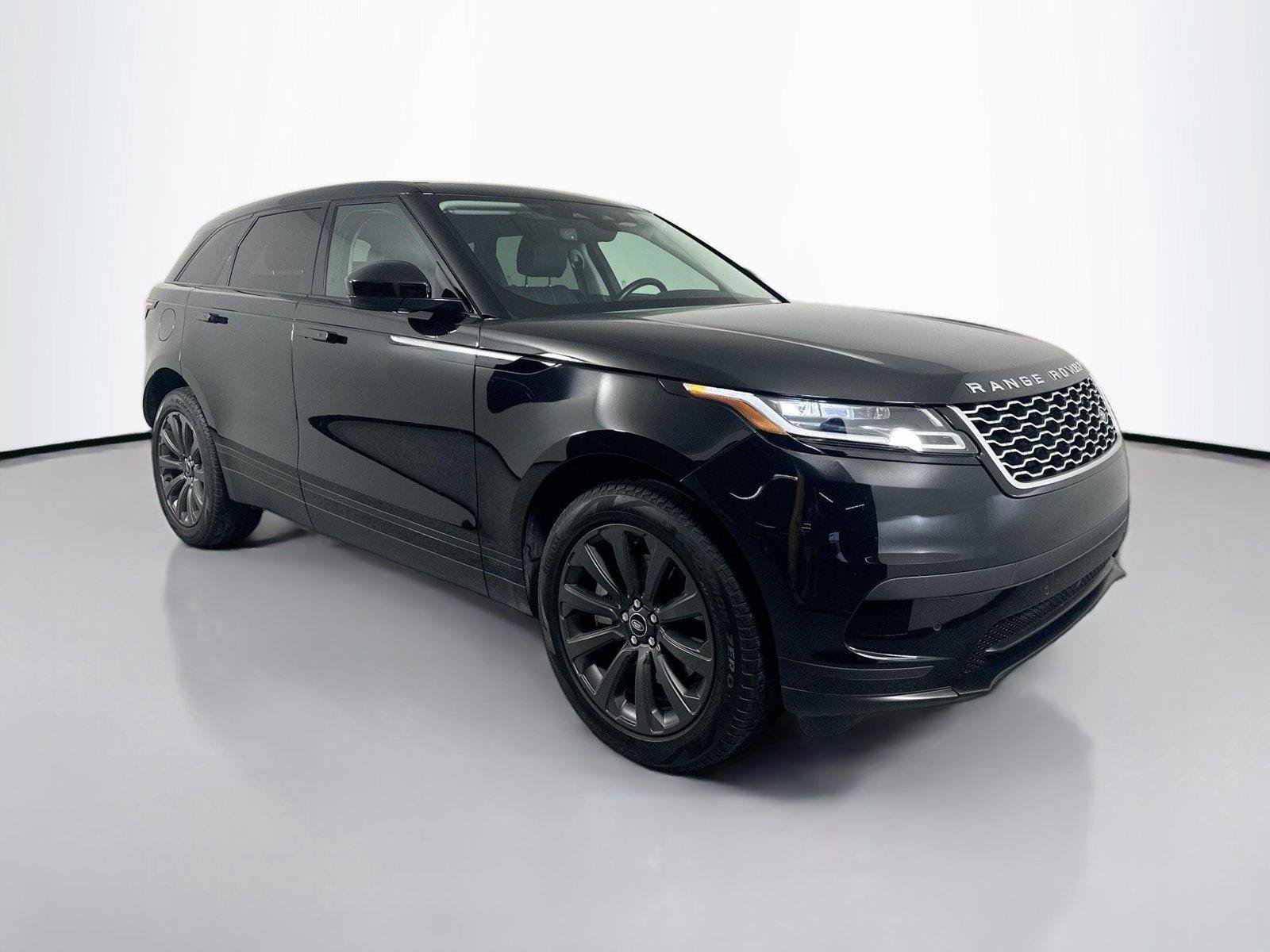 Used 2022 Land Rover Range Rover Velar S AWD/4WD image 3
