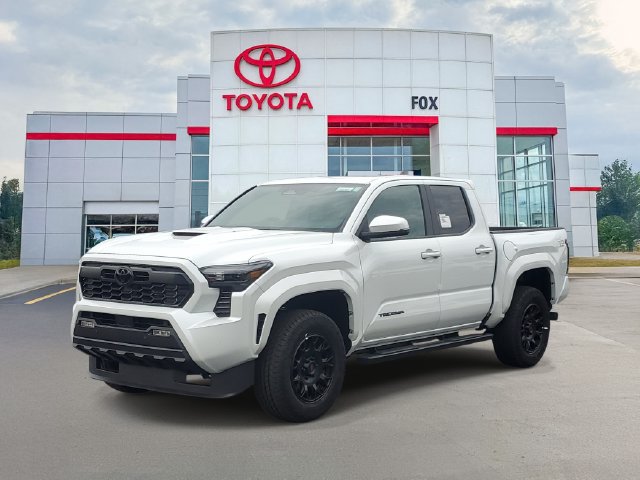 New 2026 Toyota Tacoma TRD Sport w/ TRD Sport Upgrade Package AWD/4WD image 2