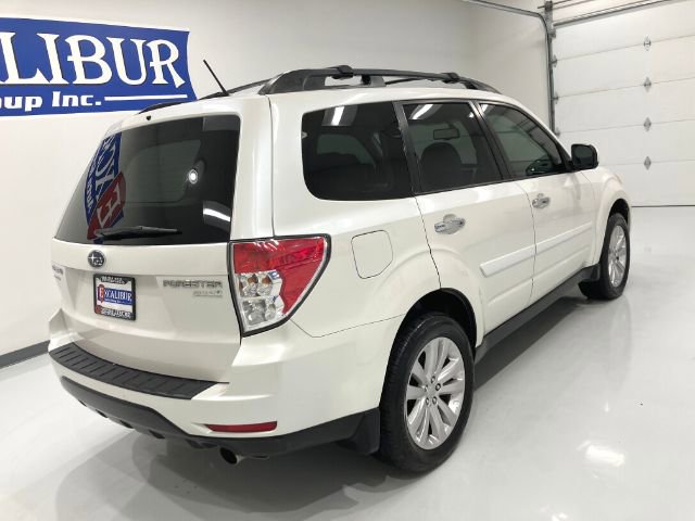 Used 2011 Subaru Forester 2.5X Limited w/ Rugged Pkg 1I image 18