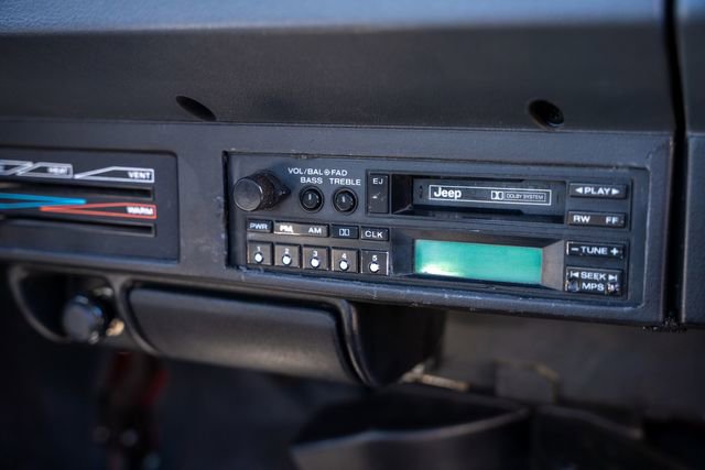 Used 1993 Jeep Wrangler S image 36