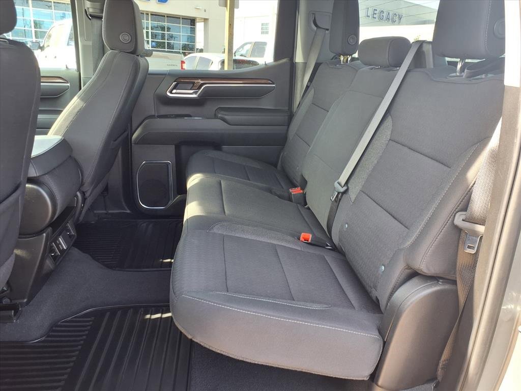 Used 2025 Chevrolet Silverado 1500 LT image 25