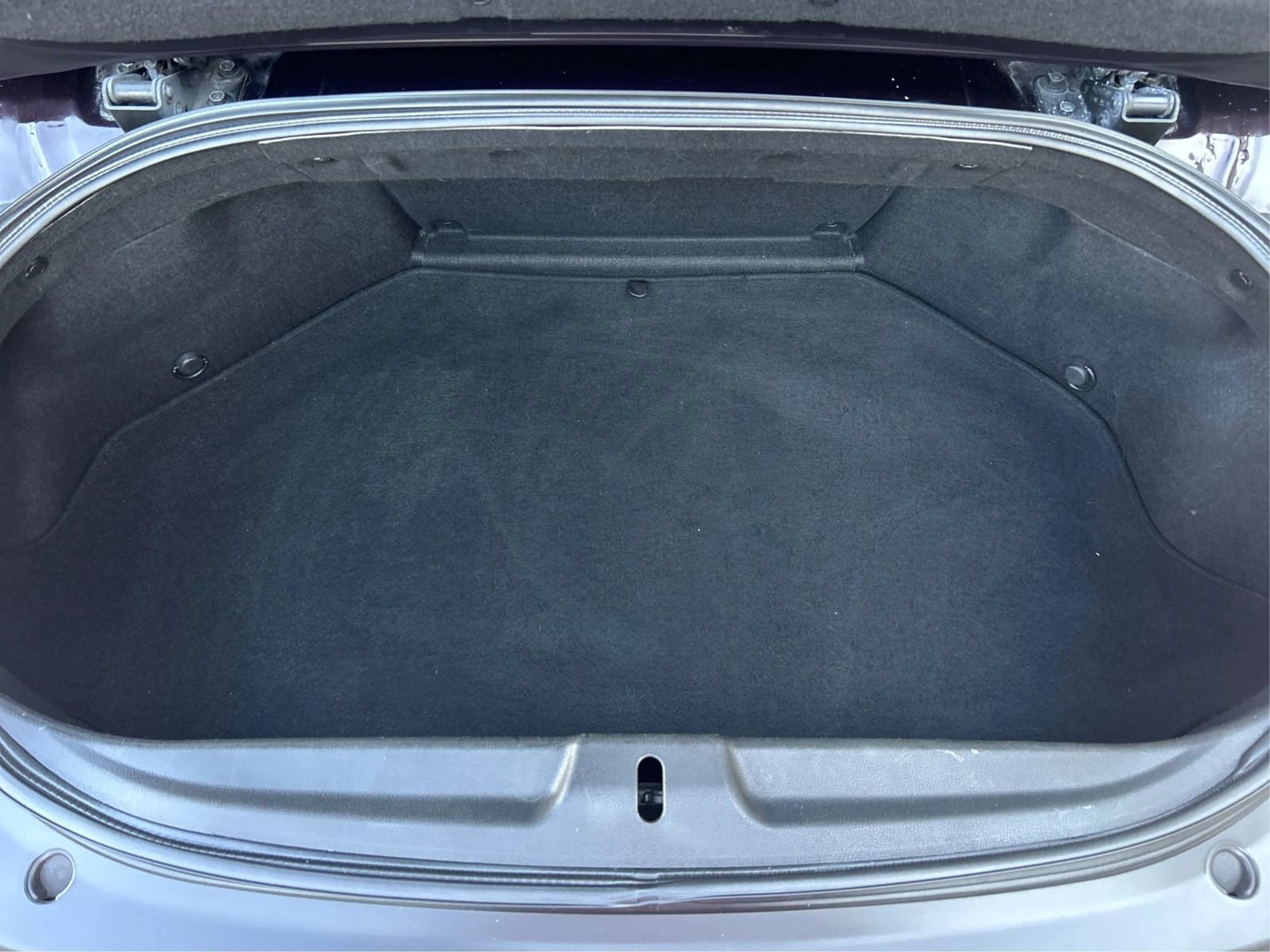 Used 2010 Nissan 370Z Roadster RWD image 12