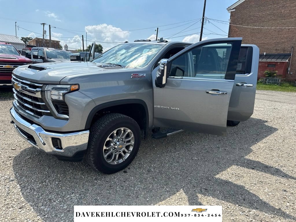 Certified 2025 Chevrolet Silverado 2500 LTZ w/ LTZ Plus Package AWD/4WD image 28