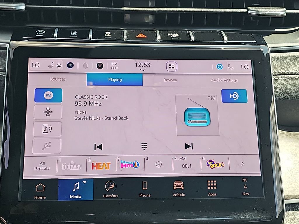 New 2025 Jeep Grand Cherokee Limited image 21