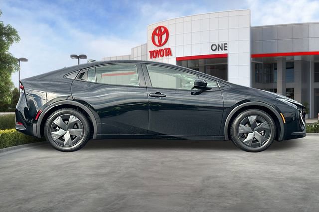 Certified 2024 Toyota Prius LE image 3