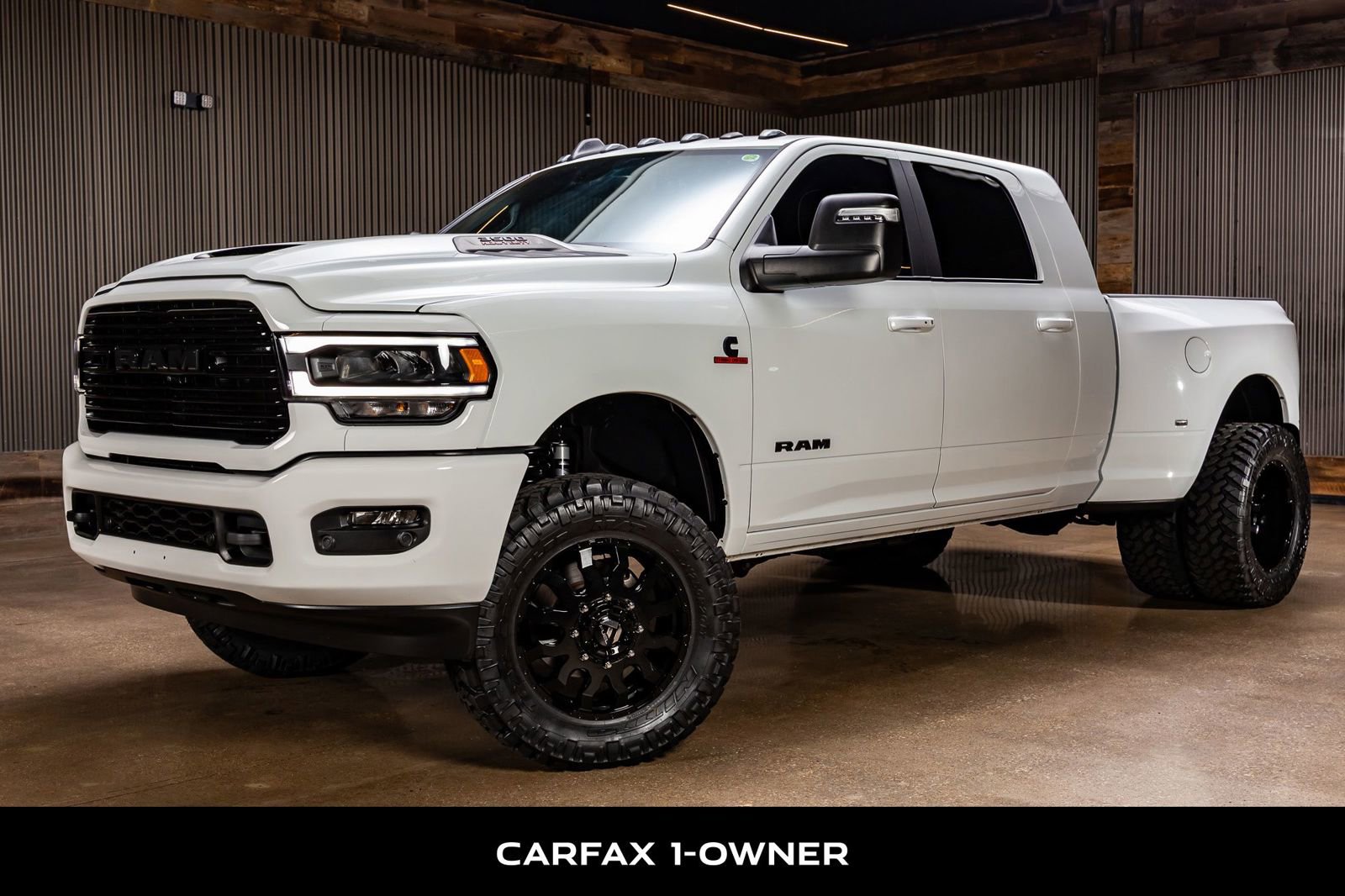 Used 2024 RAM 3500 Laramie w/ Night Edition image 5