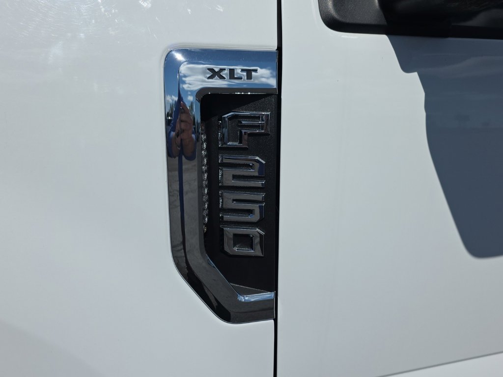 Used 2021 Ford F250 XLT w/ XLT Value Package AWD/4WD image 26