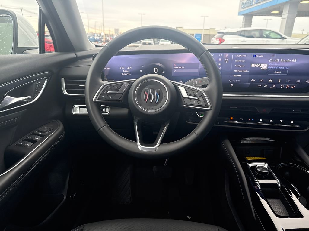 Used 2025 Buick Envision Preferred image 17