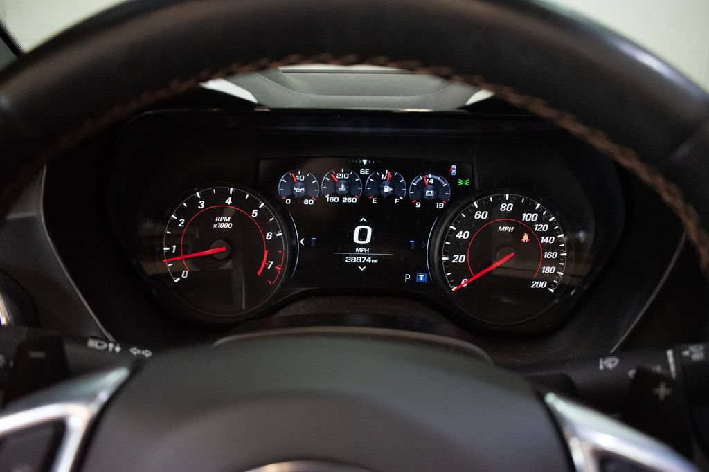 Used 2021 Chevrolet Camaro SS RWD image 17