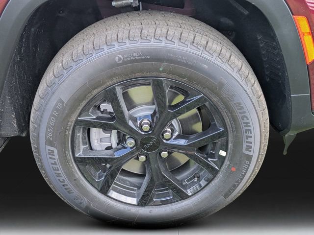 New 2025 Jeep Grand Cherokee L Laredo image 9