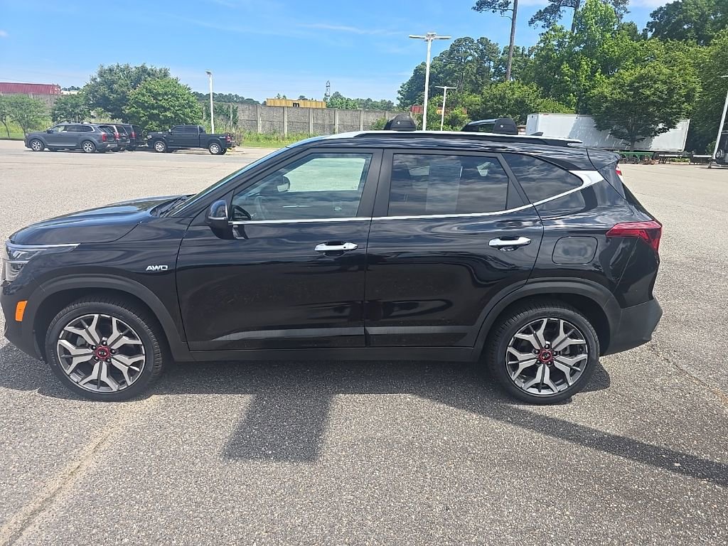 Used 2021 Kia Seltos SX AWD/4WD image 8