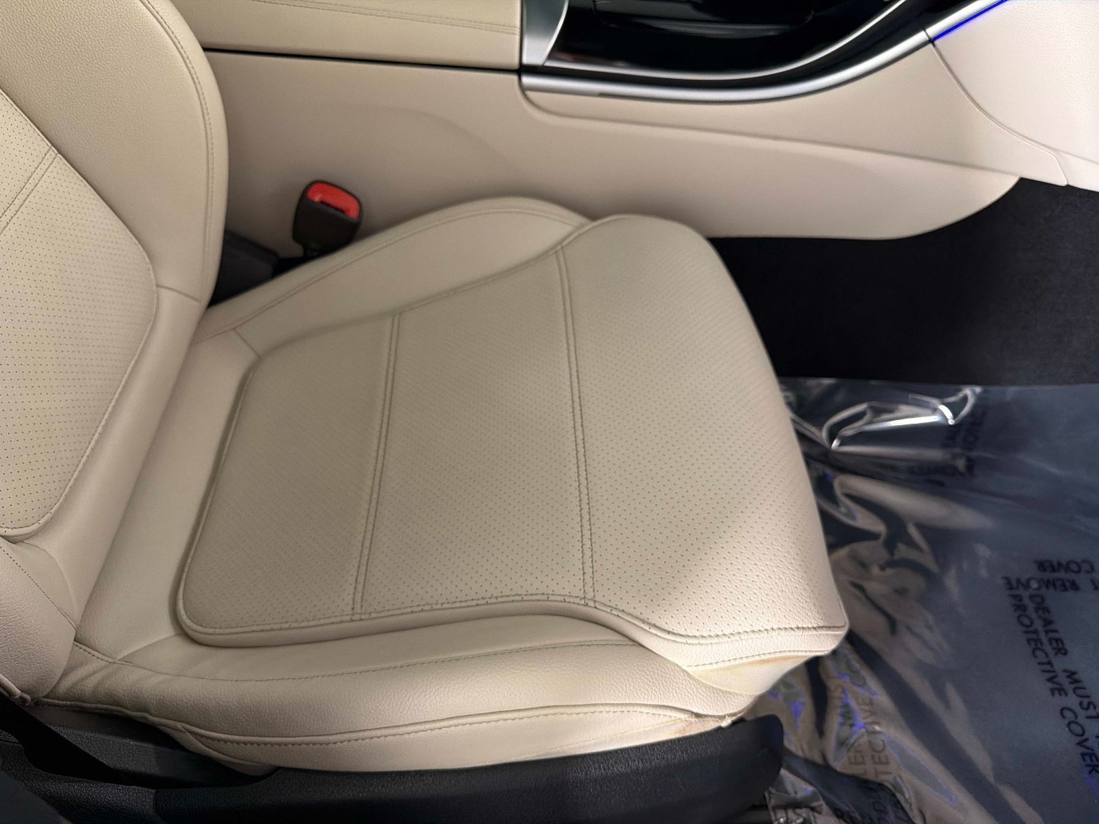 Used 2022 Mercedes-Benz C 300 Sedan image 23