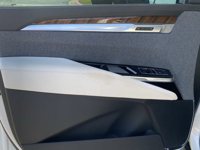 Certified 2025 Cadillac Escalade Sport Platinum w/ LPO, ONYX Package AWD/4WD image 27