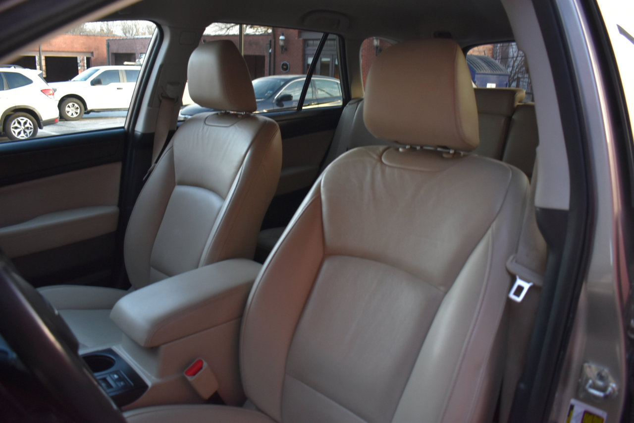 Used 2015 Subaru Outback 2.5i Limited w/ Protection Package #2 image 13