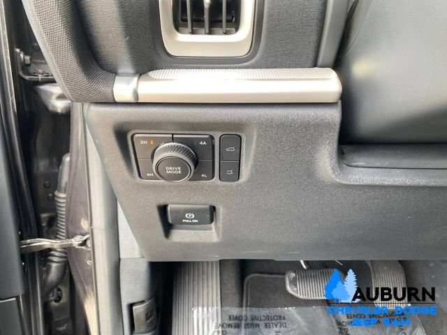 Used 2025 Ford Expedition Max Active AWD/4WD image 41