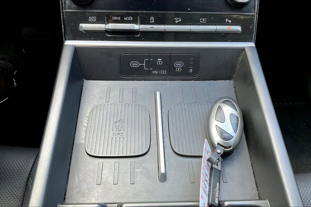 Used 2024 Hyundai Santa Fe SEL image 24