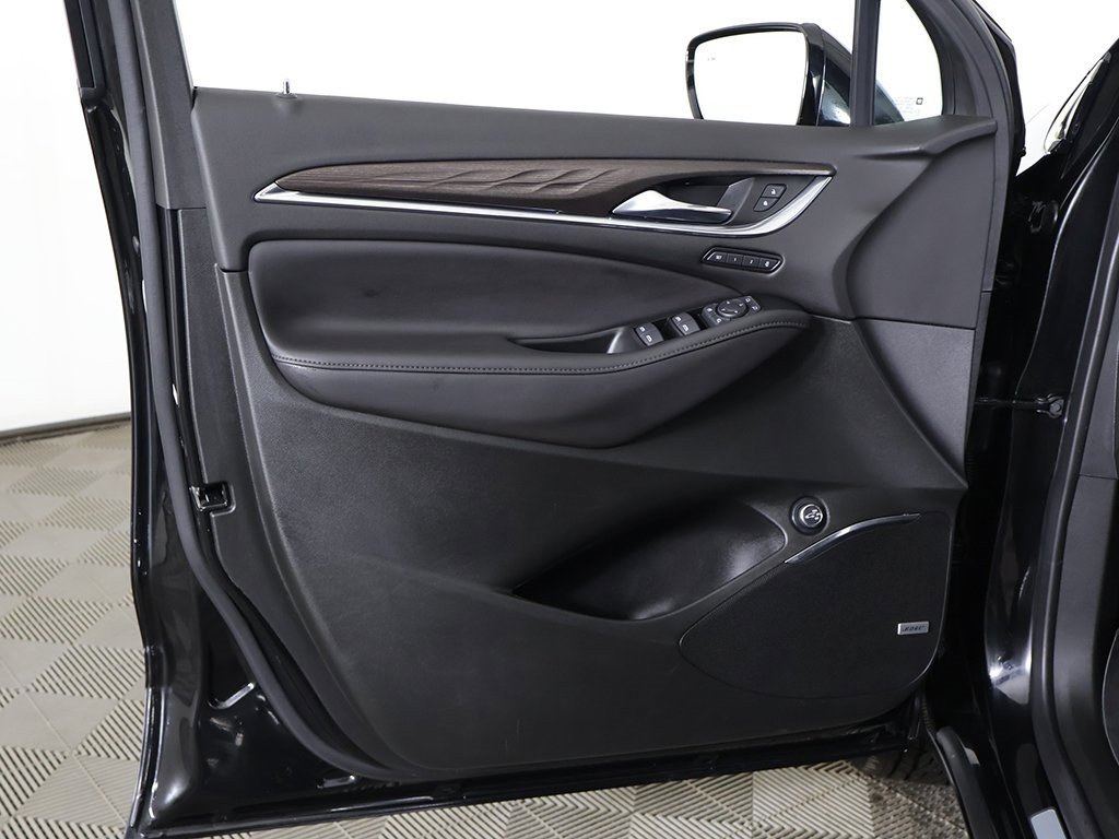 Used 2023 Buick Enclave Avenir w/ Trailering Package, 5000 lbs. image 29