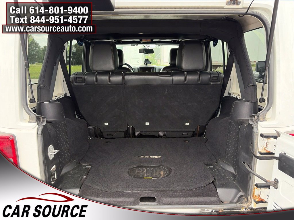 Used 2016 Jeep Wrangler Unlimited Rubicon AWD/4WD image 6