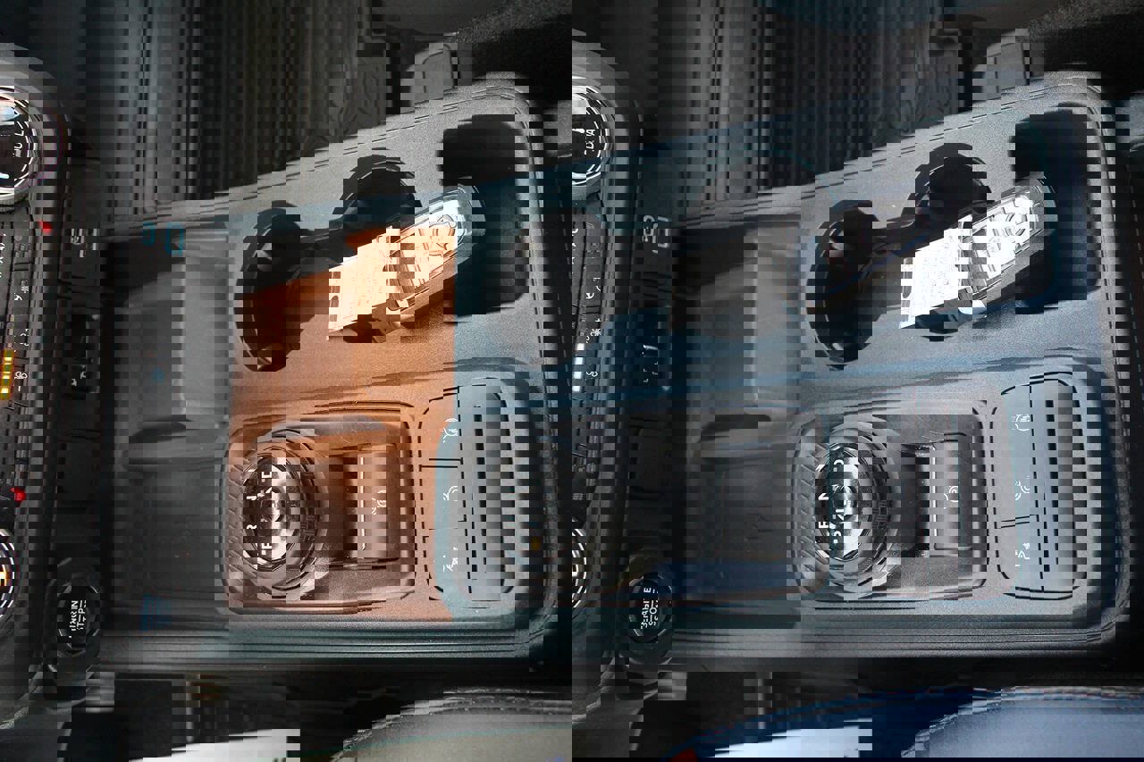 Used 2024 Ford Maverick Lariat image 15