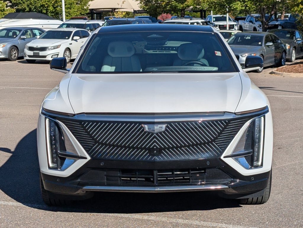 Certified 2024 Cadillac Lyriq Luxury w/ LPO, Floor Liner Package AWD/4WD image 7