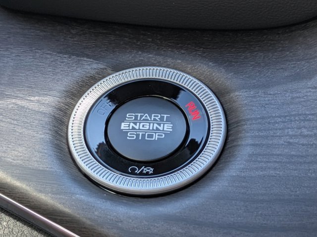 New 2025 Jeep Grand Cherokee L Overland w/ Advanced Protech Group III image 25