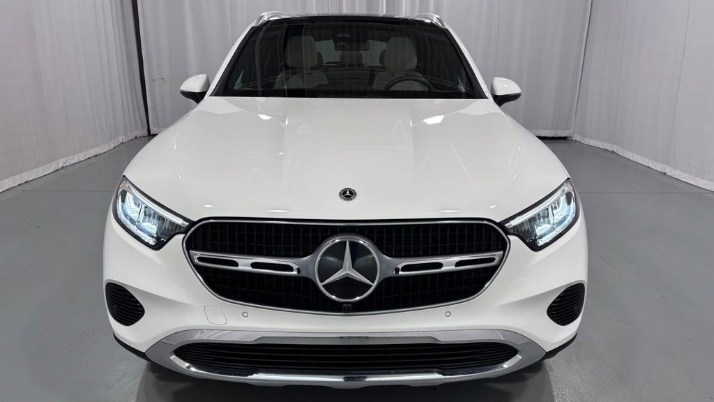 Certified 2023 Mercedes-Benz GLC 300 4MATIC image 3