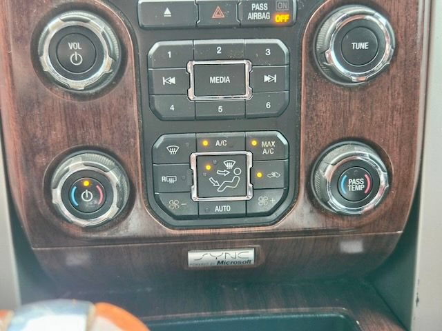 Used 2013 Ford F150 King Ranch w/ King Ranch Luxury Pkg AWD/4WD image 24