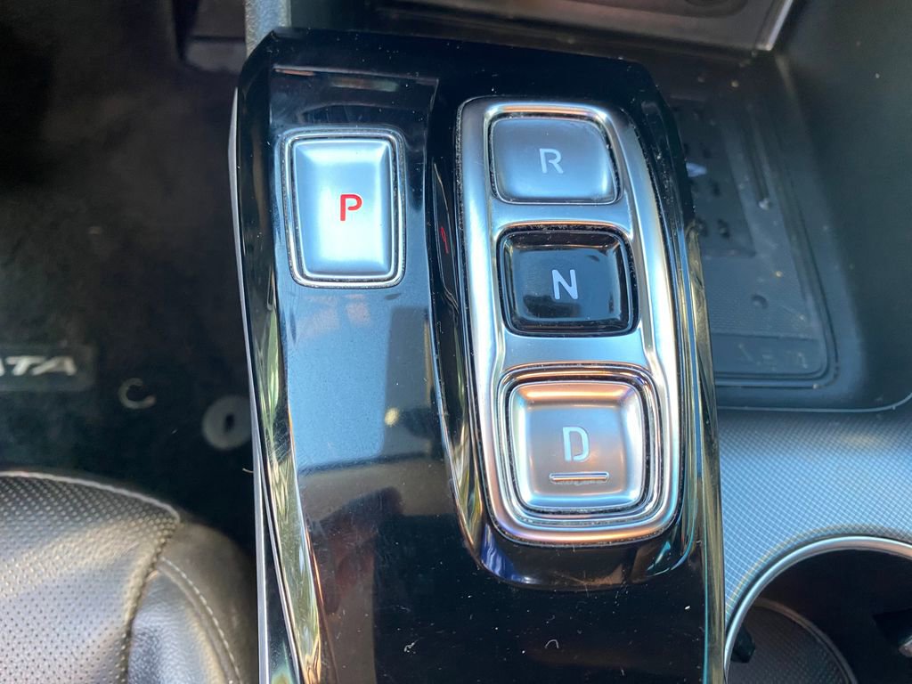 Certified 2022 Hyundai Sonata Limited image 17