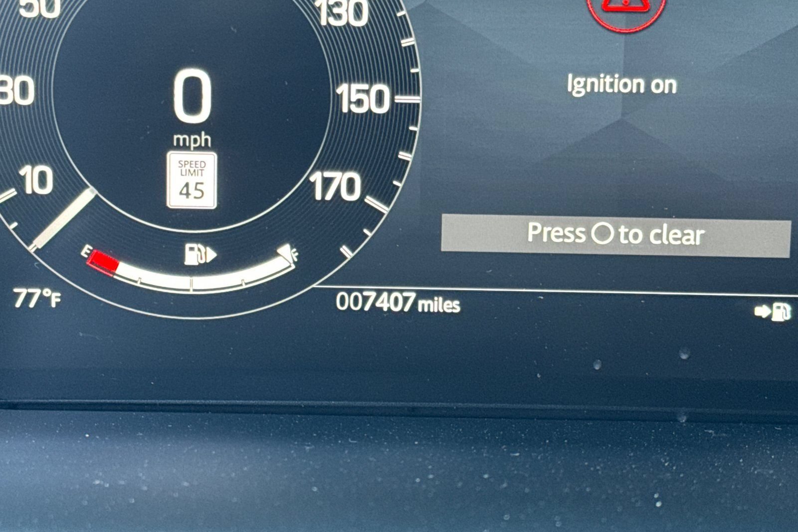 Certified 2025 Land Rover Discovery Sport Dynamic SE AWD/4WD image 31