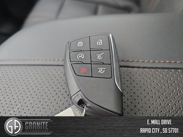 Used 2025 Chevrolet Tahoe High Country AWD/4WD image 29