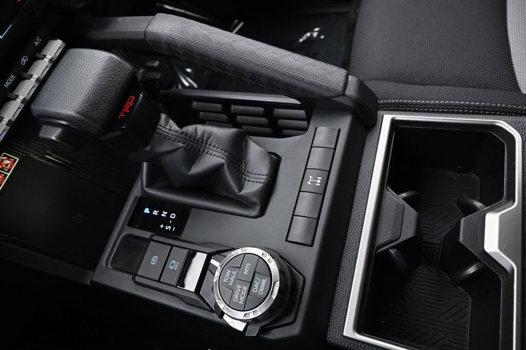 Used 2025 Toyota 4Runner TRD Off-Road image 31