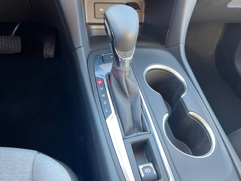 Used 2022 Chevrolet Equinox LS AWD/4WD image 27
