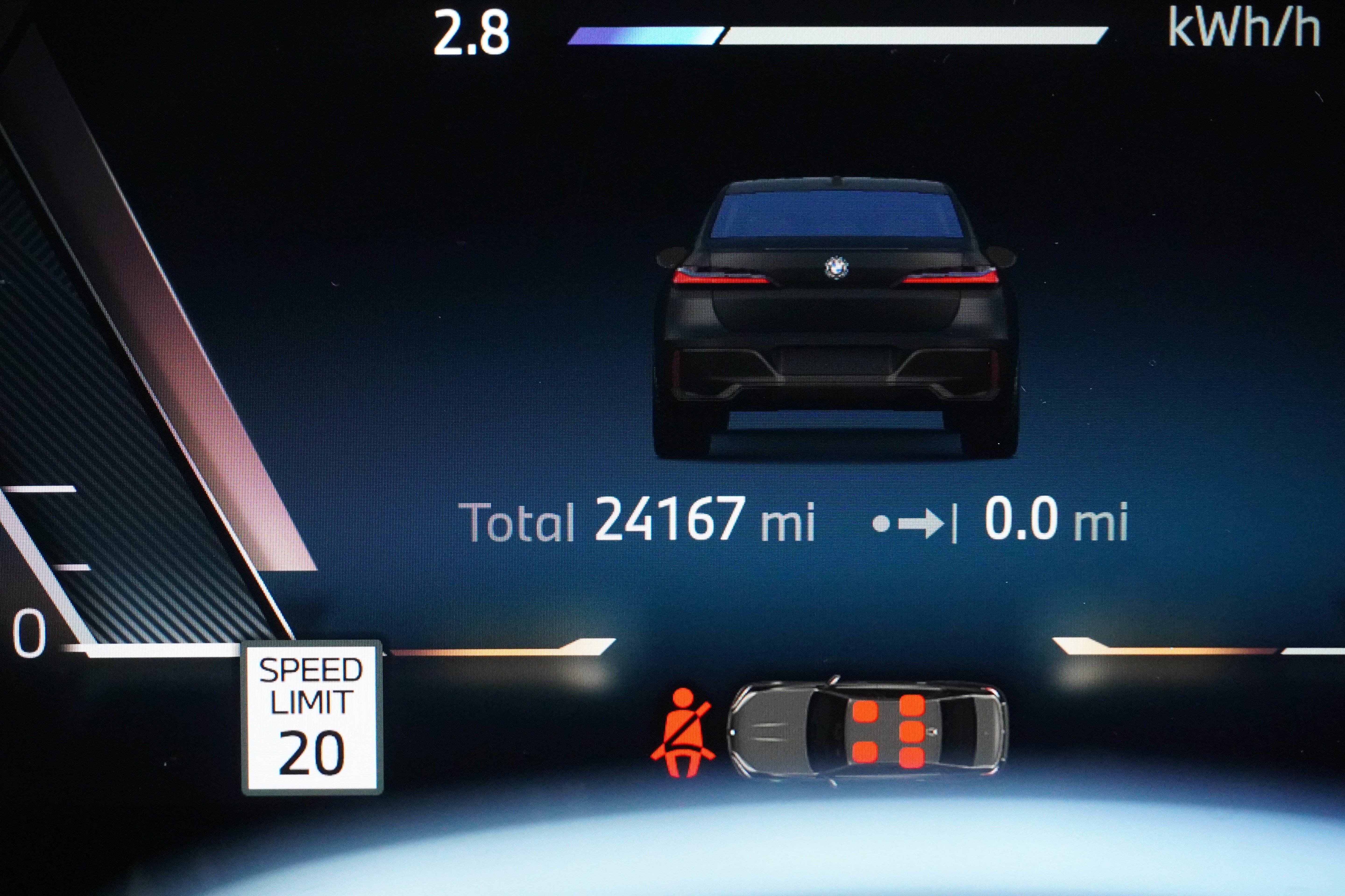 Certified 2023 BMW i7 xDrive60 w/ Executive Package 2 AWD/4WD image 21