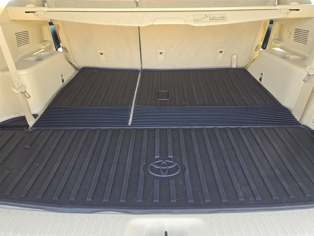 Used 2018 Toyota Highlander Limited w/ Protection Package #3 image 33