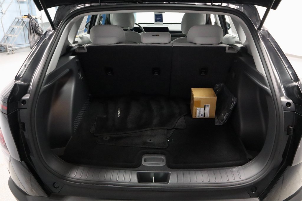 Certified 2024 Hyundai Kona SE image 14