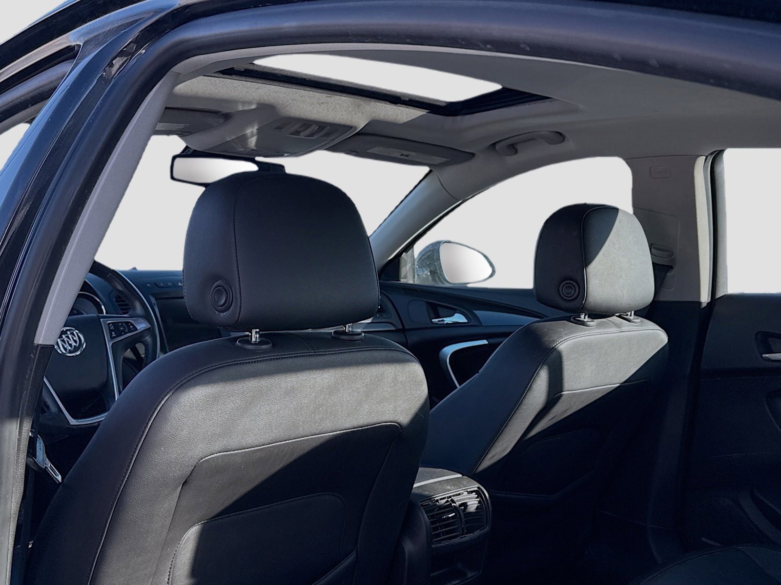 Used 2011 Buick Regal CXL w/ RL6 Preferred Equipment Group image 3