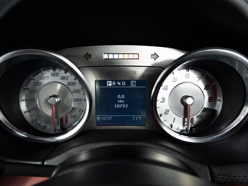 Used 2012 Mercedes-Benz SLS AMG Roadster image 16