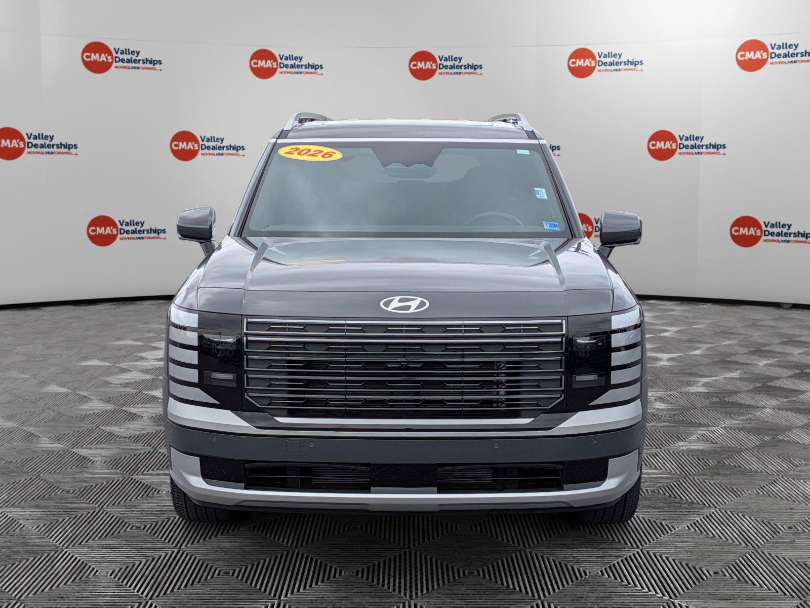 Used 2026 Hyundai Palisade Calligraphy FWD image 2