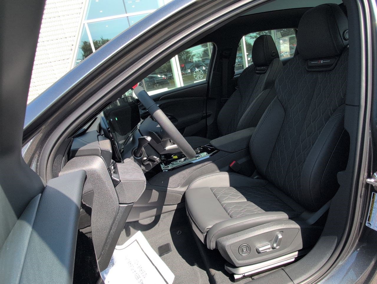 New 2025 Audi S6 e-tron Prestige image 19