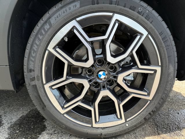 New 2026 BMW X2 xDrive28i w/ Technology Package AWD/4WD image 18