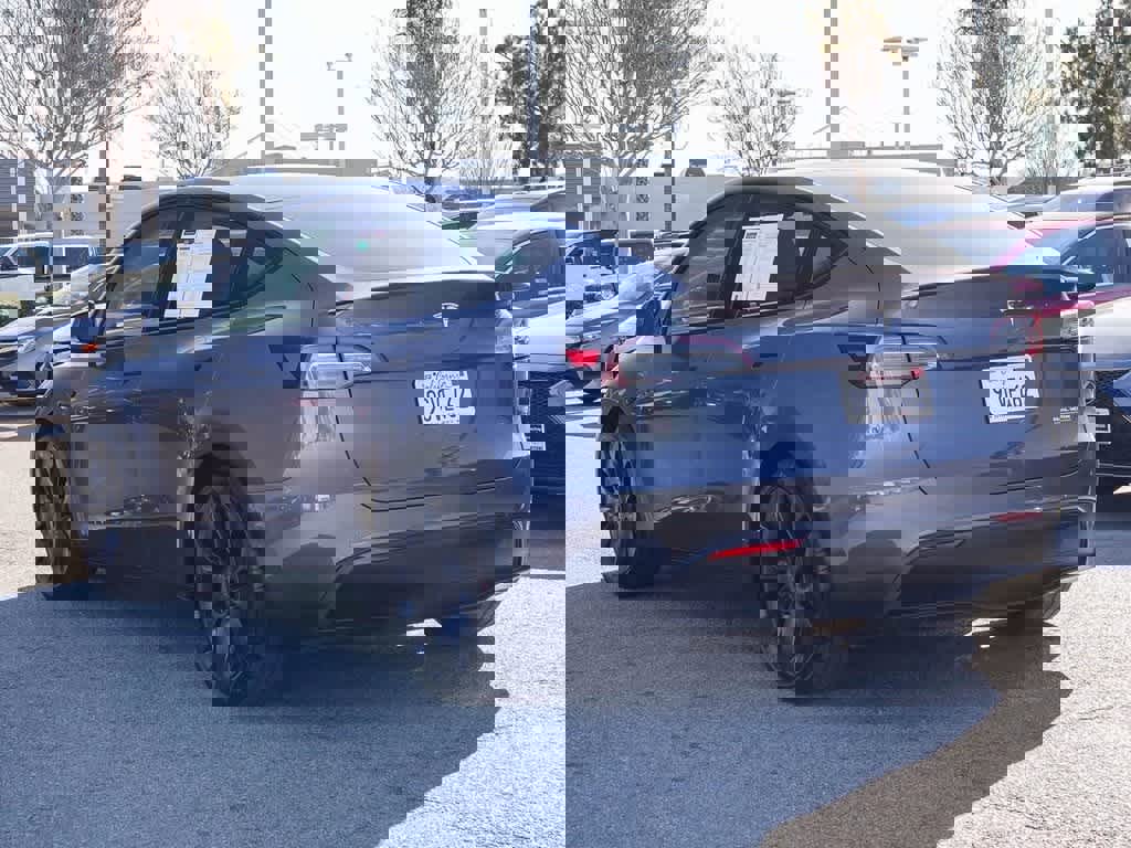 Used 2022 Tesla Model Y Performance image 6