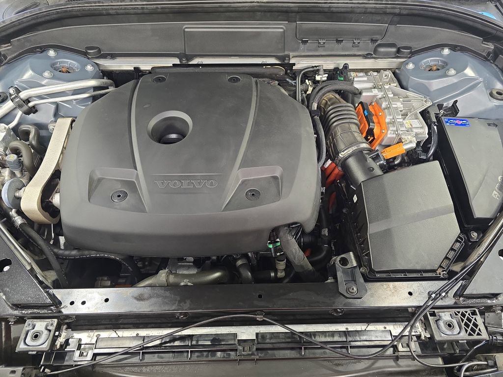 Used 2022 Volvo XC60 T8 Inscription w/ Advanced Package image 35