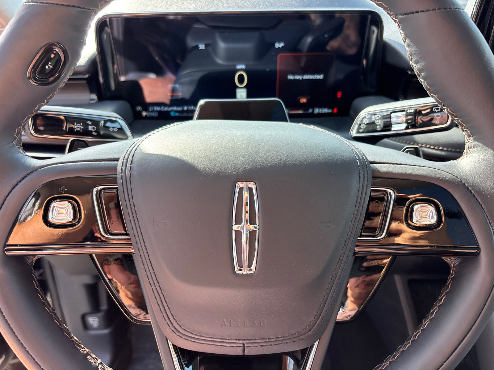 New 2026 Lincoln Aviator Reserve AWD/4WD image 16