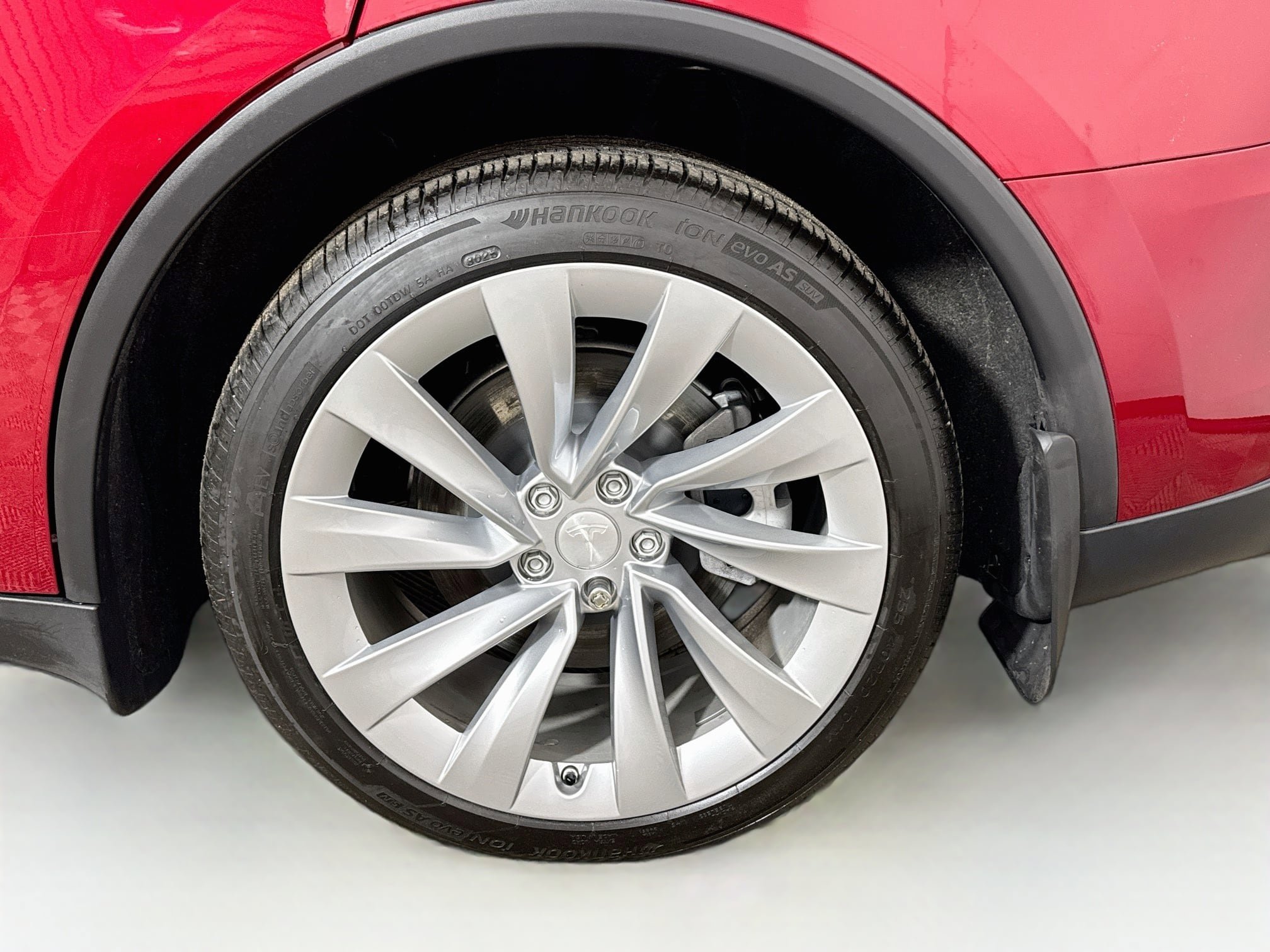 Used 2026 Tesla Model Y AWD image 29