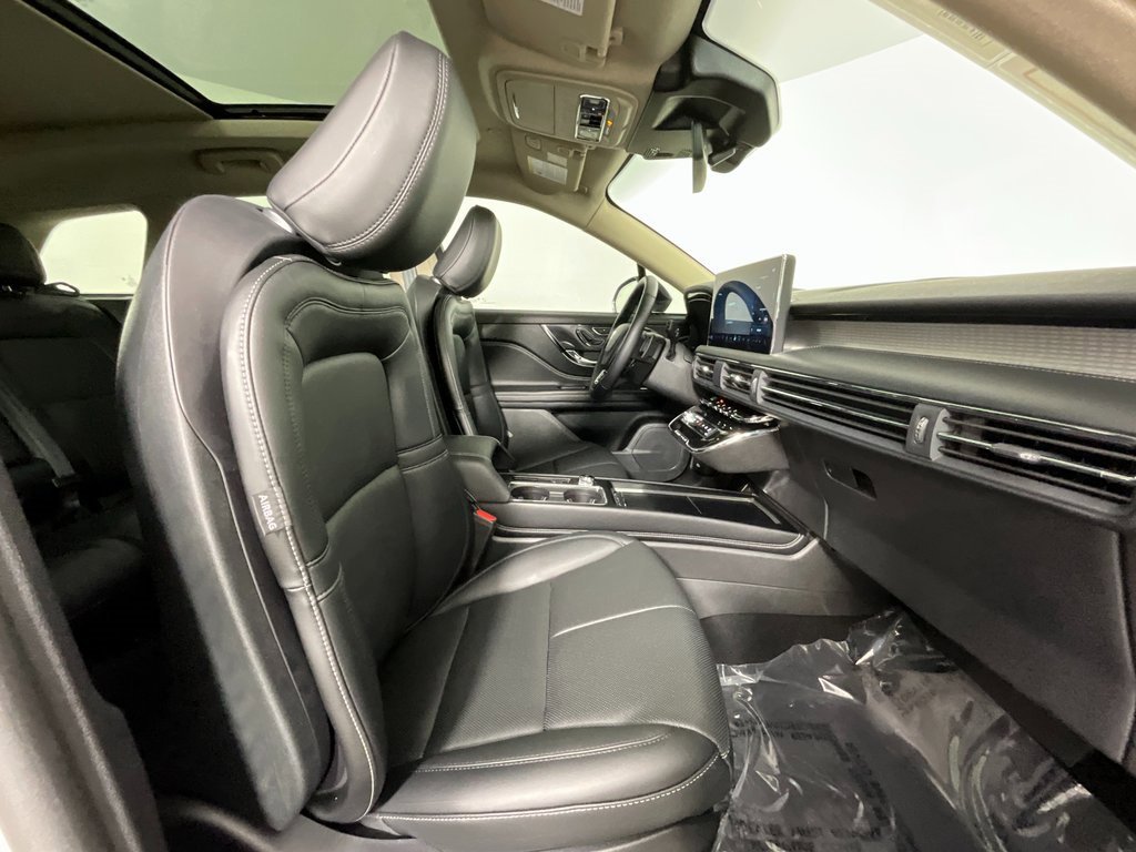 Used 2025 Lincoln Corsair FWD w/ Equipment Group 101A image 20