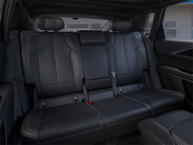 Used 2026 Cadillac Lyriq Luxury image 17