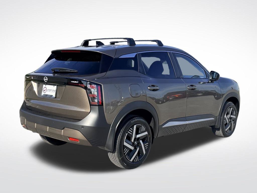 Used 2026 Nissan Kicks SV w/ Cold Weather Package FWD image 7