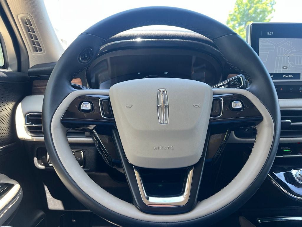 Certified 2025 Lincoln Corsair Reserve FWD image 27